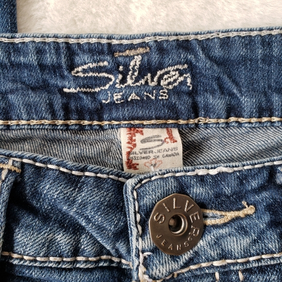 Silver Jeans - Picture 7 of 11